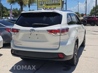 2016 Toyota Highlander XLE – miniatura 3