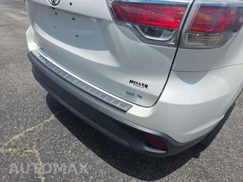 2016 Toyota Highlander XLE – miniatura 26