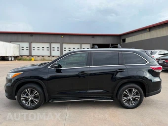 2016 Toyota Highlander XLE - miniatura 4