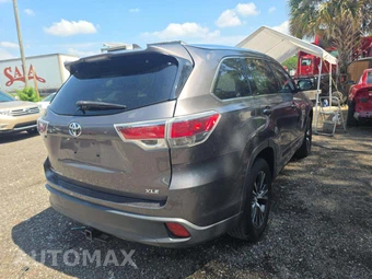 2016 Toyota Highlander XLE – miniatura 3