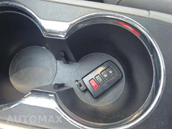 2016 Toyota Highlander XLE – miniatura 8