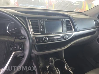 2016 Toyota Highlander XLE – miniatura 11
