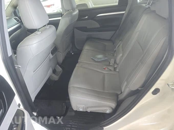2016 Toyota Highlander XLE – miniatura 13