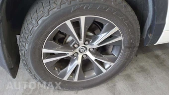 2016 Toyota Highlander XLE – miniatura 26