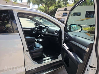 2016 Toyota Highlander XLE – miniatura 16