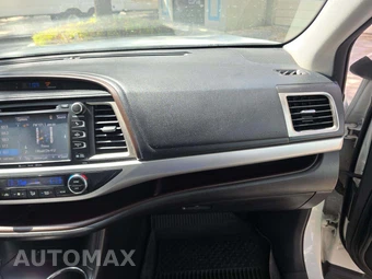 2016 Toyota Highlander XLE – miniatura 17