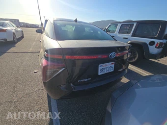 2016 Toyota Mirai – miniatura 5