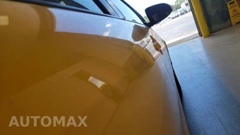2016 Toyota Prius c Three – miniatura 24