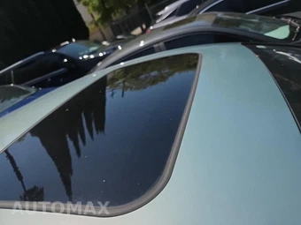 2016 Toyota Prius Four - miniatura 12