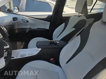 2016 Toyota Prius Four - miniatura 13