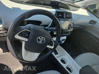 2016 Toyota Prius Four - miniatura 14