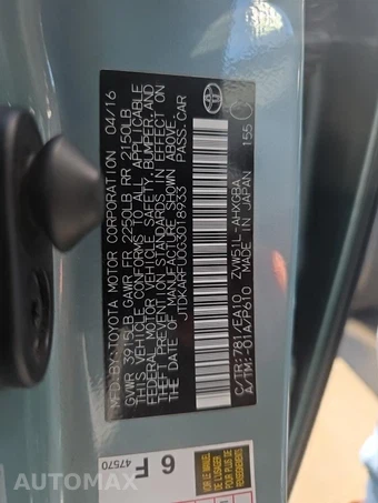 2016 Toyota Prius Four - miniatura 18