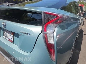 2016 Toyota Prius Four - miniatura 4