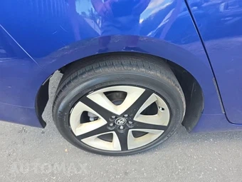 2016 Toyota Prius Four Touring - miniatura 10