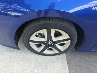 2016 Toyota Prius Four Touring - miniatura 8