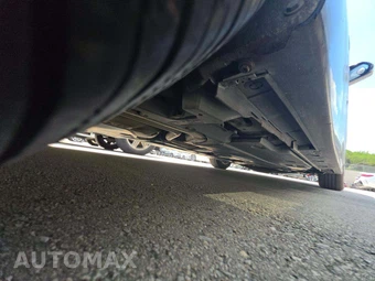 2016 Toyota Prius Three – miniatura 14