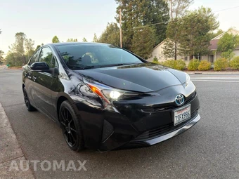 2016 Toyota Prius Two - miniatura 2