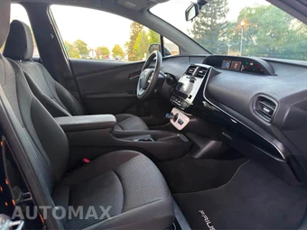2016 Toyota Prius Two - miniatura 9