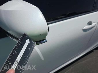 2016 Toyota Prius Two - miniatura 20