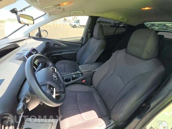 2016 Toyota Prius Two - miniatura 3
