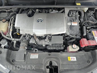 2016 Toyota Prius Two - miniatura 15