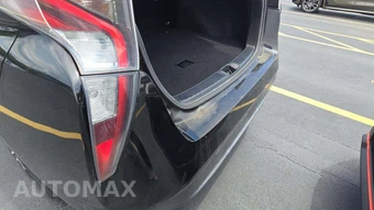 2016 Toyota Prius Two - miniatura 25