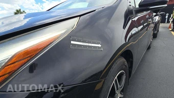 2016 Toyota Prius Two - miniatura 29