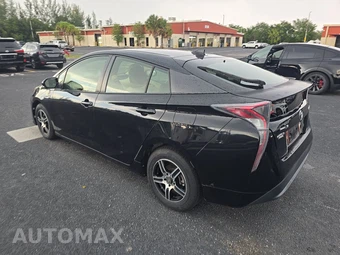 2016 Toyota Prius Two - miniatura 6