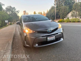 2016 Toyota Prius v Four - car from the USA, Manheim Buy-Now listing at AUTOMAX