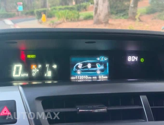 2016 Toyota Prius v Four - miniatura 13