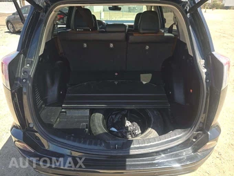 2016 Toyota RAV4 Hybrid Limited - miniatura 11