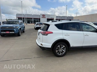 2016 Toyota RAV4 Hybrid XLE - miniatura 3