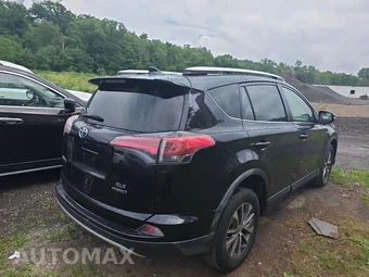 2016 Toyota RAV4 Hybrid XLE - miniatura 4