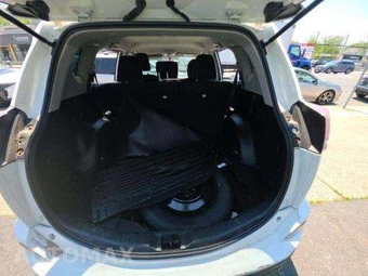 2016 Toyota RAV4 LE - miniatura 14