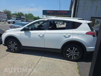 2016 Toyota RAV4 LE - miniatura 2