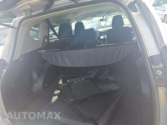 2016 Toyota RAV4 LE - miniatura 14