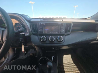 2016 Toyota RAV4 LE – miniatura 10