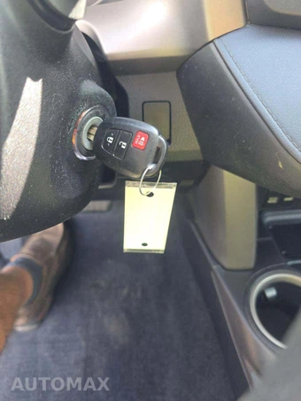 2016 Toyota RAV4 LE – miniatura 8