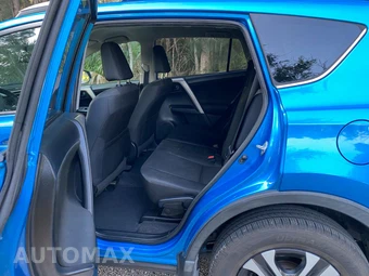 2016 Toyota RAV4 LE - miniatura 24