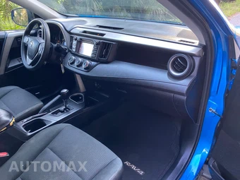 2016 Toyota RAV4 LE - miniatura 31