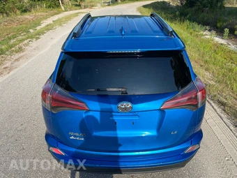 2016 Toyota RAV4 LE - miniatura 7