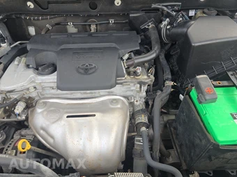 2016 Toyota RAV4 LE – miniatura 15