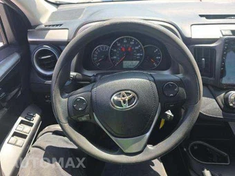 2016 Toyota RAV4 LE – miniatura 22