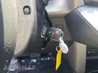2016 Toyota RAV4 LE – miniatura 8