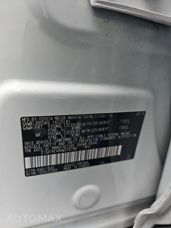 2016 Toyota RAV4 LE – miniatura 15