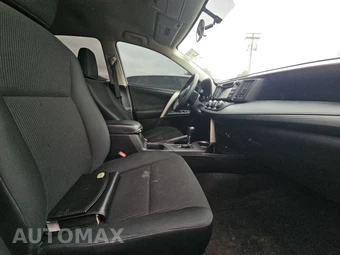 2016 Toyota RAV4 LE – miniatura 8