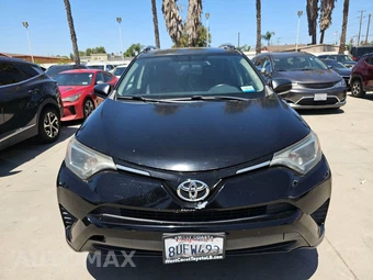 2016 Toyota RAV4 LE – miniatura 2