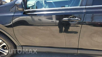 2016 Toyota RAV4 LE – miniatura 26