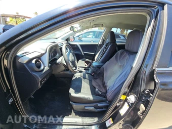 2016 Toyota RAV4 LE – miniatura 7