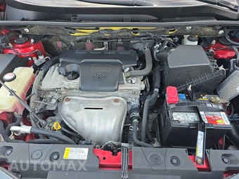 2016 Toyota RAV4 LE – miniatura 15
